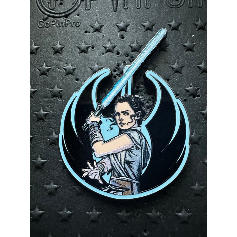 Rey Star Wars Jedi Lanyard Starter 2025 Disney Pin
